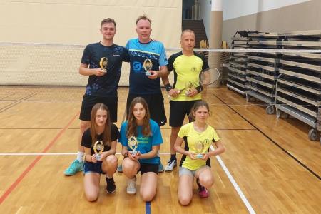 člani in članice s